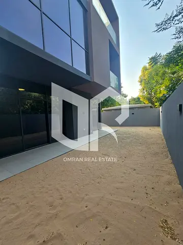 ✨ Corner Villa | Majlis | Built-in Garden | AED 205,000