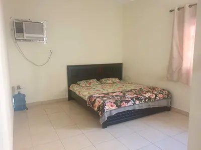 No commission direct owner Master room with attached washroom karama