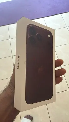 Iphone 18 PROMAX 512GB BURGUNDY