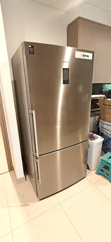 Siemens IQ700 Bottom Freezer Digital Invtar Latest Version Refrigerator