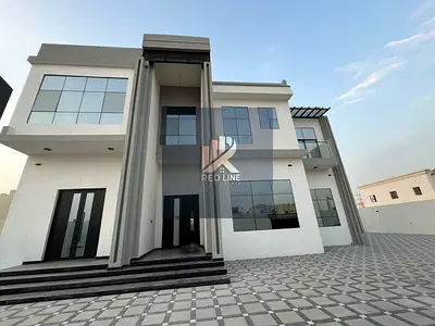 للبيع فيلا مستقلة في "حوشي" || مساحة 1000قدم مربع || 5 غرف نوم ماستر || مطبخ وغرفة خادمة منفصلان || تشطيبات فاخرة || موقع متميز