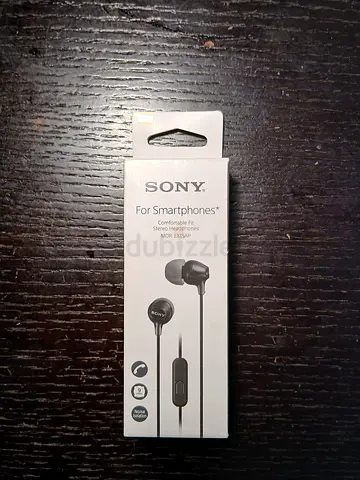 Sony in-ear wired earphones with mic (new in box)