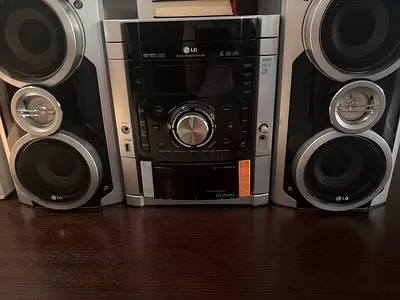 HI-FI