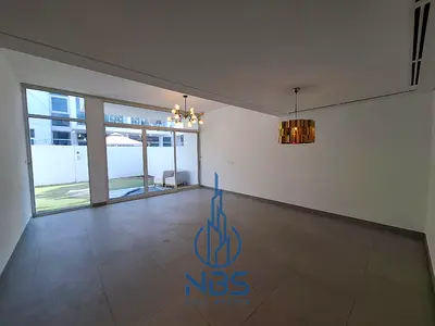 Unfurnished | Vacant | Spacious