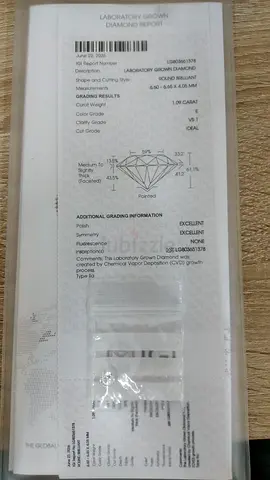 Round lab diamond