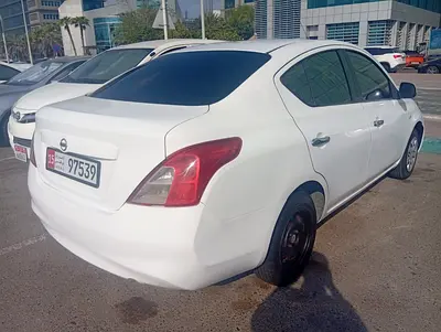 2013 Nissan SUNNY photo 5