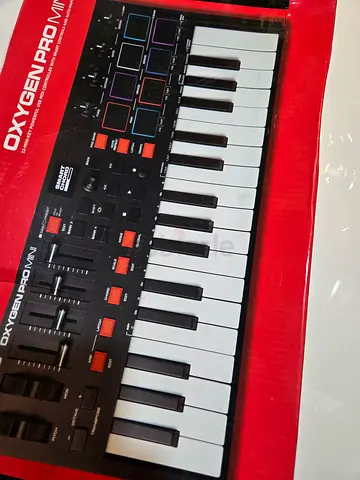 M-Audio Oxygen Pro Mini 32