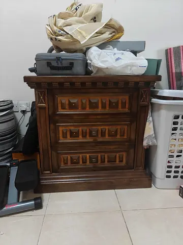 Solid wood bedside cabinet with three drawers - sturdy vintage style
