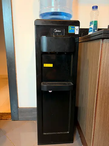 Black freestanding water cooler / dispenser - excellent condition