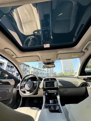 2016 Jaguar XE 缩略图 17