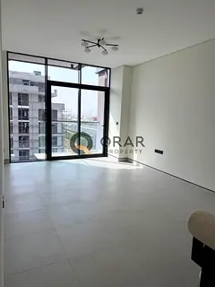 vacant | Modern Living| Premium| 4 cheques