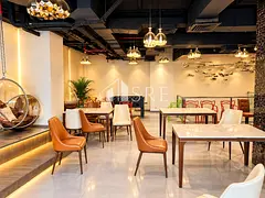 Bay Central 3 |size 4,352 , Shop |4 Parking|Vacant