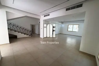 Prime Location | Big Patio & Parking | 7 Master Room Villa |
