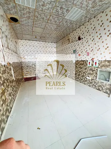 PRIME COMMERCIAL SHOP FOR RENT IN AL RAWDA 2 | ON MAIN ROAD, NEAR SHEIKH AMMAR STREET & SUITABLE FOR ALL ACTIVITIES