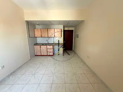 STUDIO APARTMENT FOR FAMILY NEAR LULU MARKET