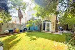 Extended 4E | True Corner | Close To Lake