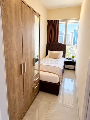 🏠 Cozy Private Single Room | 7 Min to DMCC Metro | Pool & Gym | All Bills Included