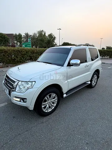Mitsubishi Pajero 2018 3.8L- FULL OPTION - FULL SERVICE HISTORY- NO ACCIDENTS.