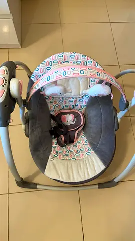 Baby swing seat