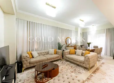 3BR | Fully Furnished | Upgraded | Garden