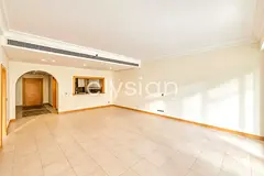 Elegant 2BR | Park Views | Shoreline Living