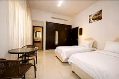 Ladies only, Huge master room with balcony In Dubai Marina- Near Dmcc metro station