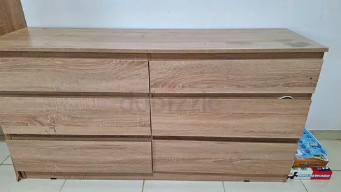 Light Oak 6-Drawer Dresser / Chest of Drawers — Good Condition