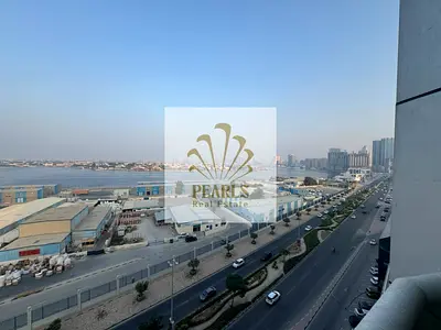 Ultra-luxury 1BDR master flat w/ balcony! Spacious hall, fitted kitchen, 2 baths, gym, pool & full maintenance. Near Corniche. Best price!