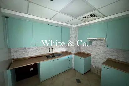 Spacious 1-Bed | 1,094 Sqft | Vacant now