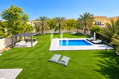 Vacant November | Huge Corner Plot | Private Pool