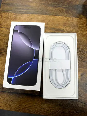 Like-new iPhone 16 Pro Max, 256GB, Black Titanium