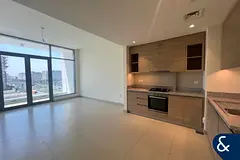 Large Layout | 1 Bedroom | Available 22/10/26
