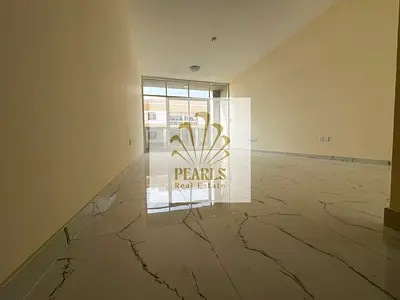 أكبر وأفخم شقة غرفتين ماستر وصالة مع غرفة خادمة للإيجار السنوي في الجرف 3 | تكييف مركزي | 3 حمام | خزائن حائط | بلكونة | إطلالة مفتوحة | 47 ألف