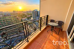 Golf Course View | Upgraded | Fully furnished