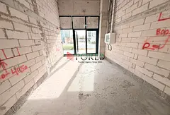 Vacant | side to side shops | Multiple Options