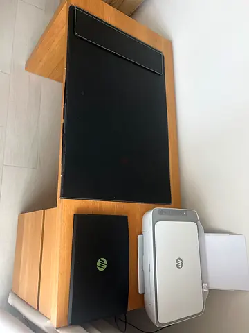 Desk for sale! Grate condition