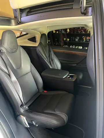 2017 Tesla MODEL X — фото 7