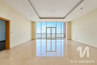 Vacant | Highest Floor | Upgraded Bathrooms | Rare