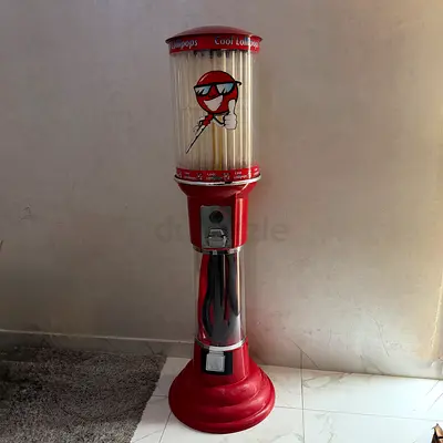جهاز بيع ذاتي للحلاوه المصاص Self-selling device for lollipops
