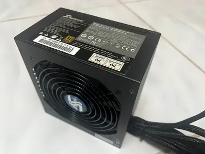 Seasonic Power Supply 520watts
