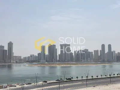 صفقة مضطرة| اطلالة بحرية| جاهز للسكن| مبني جديد