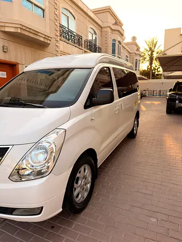 2015 Hyundai GRAND STAREX 照片 2