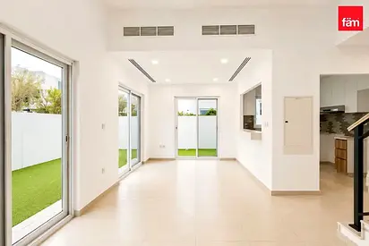 Close to Pool | Ready to Move | Multiple Cheques