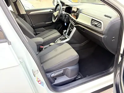 صورة مصغرة 11 لـ 2024 Volkswagen T-ROC