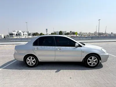 Mitsubishi Lancer GLX 2007 GCC Specs