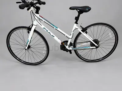 Fuji Absolute Hybrid Bicycle – White – Shimano Gears