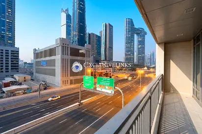 Spacious 1BR | Vacant | 4 Cheques | Downtown Dubai