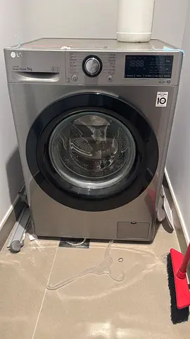 LG 9kg Washing Machine – Perfect Condition – JVC