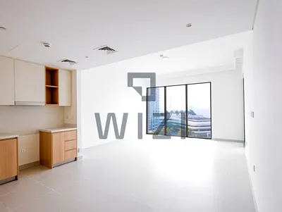 Unfurnished | Bright & Spacious | City View