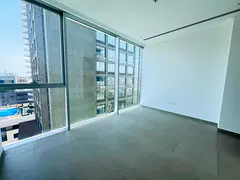UNFURNISHED | 1 BR | POOL | GYM